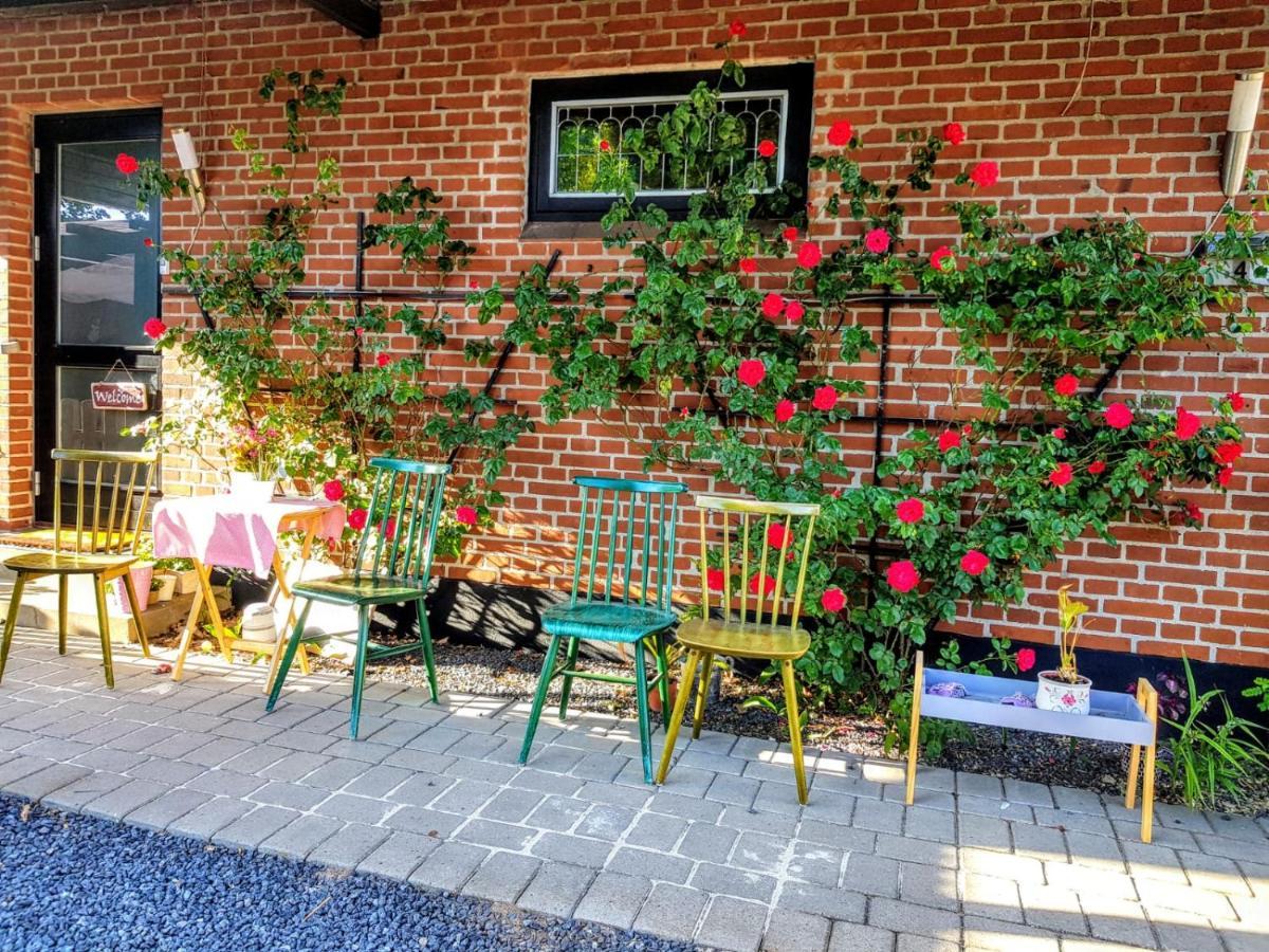 5Minute Walk To Lego House - Private Studio Room With Bathroom Billund Bagian luar foto